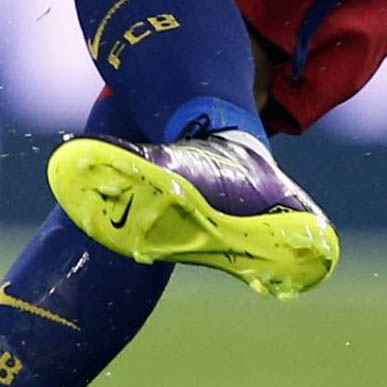 Closer Look Neymar Shows Off Camouflaged Nike Hypervenom Boots